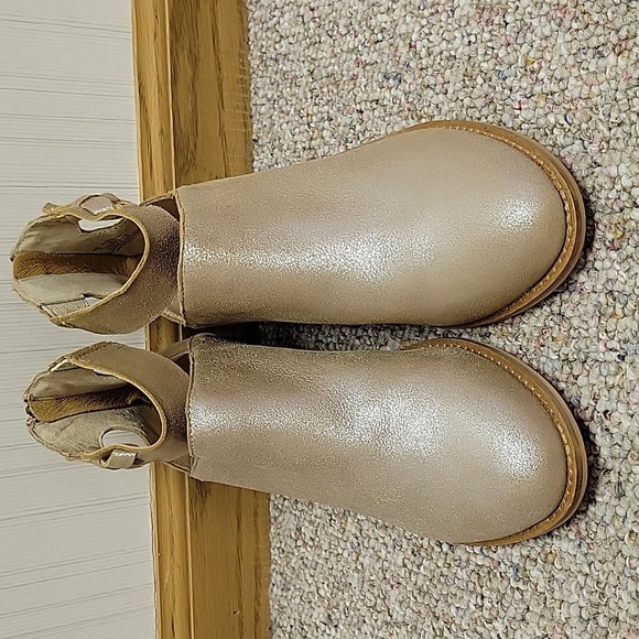 Kelsi Dagger, women's Brooklyn Suede Metallic Rose Kadeja Ankle Booties Sz 9 - Picture 2 of 8